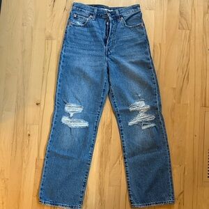 Levi’s ribcage straight ankle button fly jeans